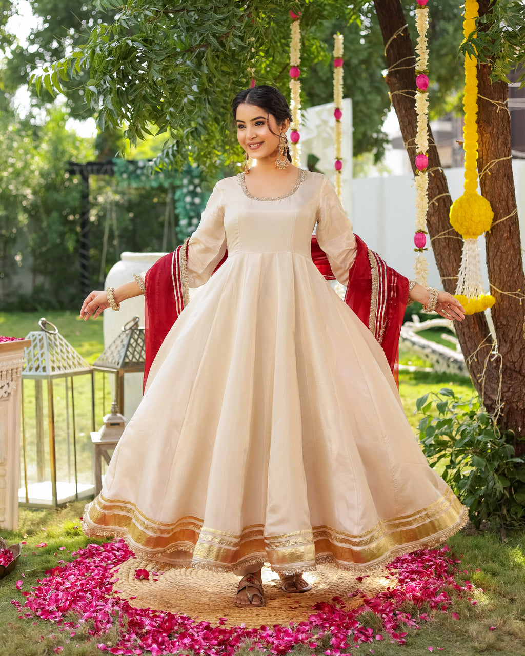 Noor Ivory Anarkali Set with Mehroon Duppata
