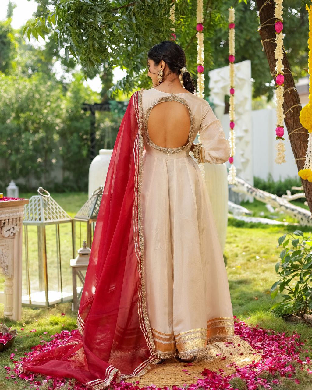 Noor Ivory Anarkali Set with Mehroon Duppata