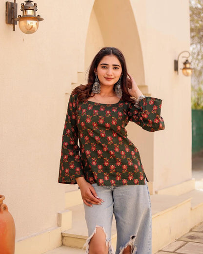 Amara deep back kurti