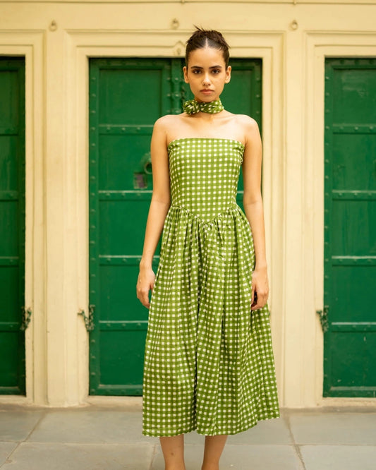 Apple Blossom – Green Gingham Tube Midi Dress