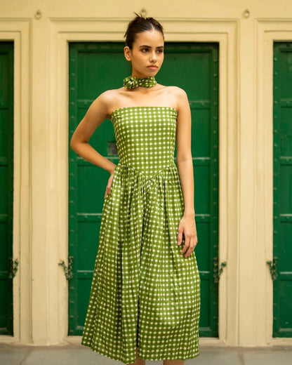 Apple Blossom – Green Gingham Tube Midi Dress