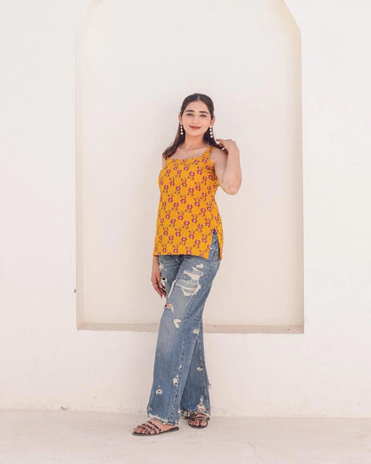 Haniya deep back kurti