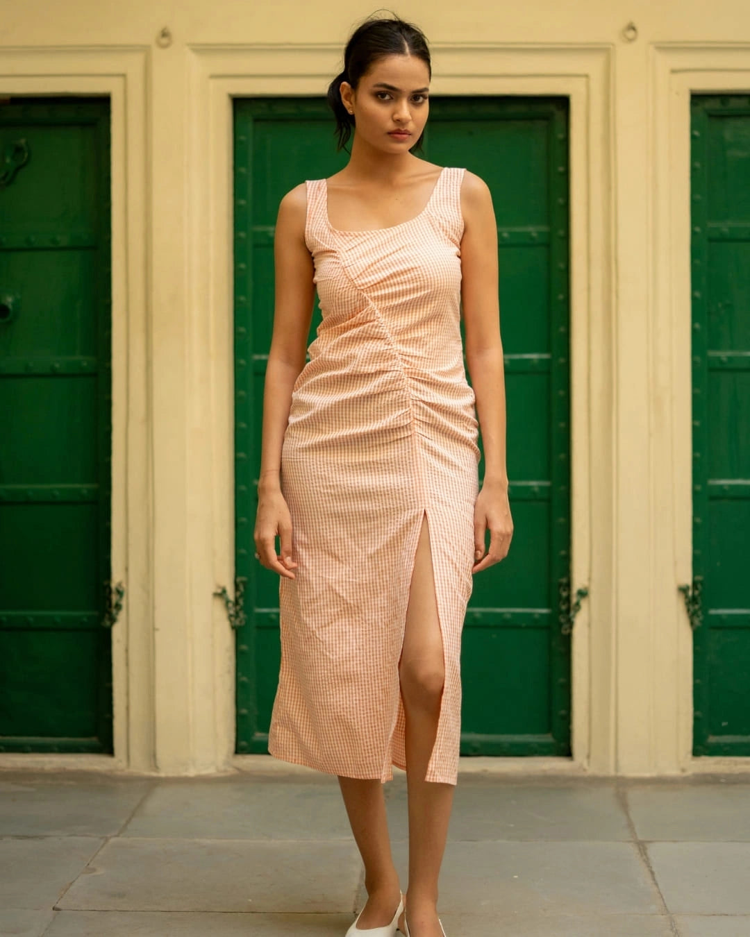 Peach Bellini – Peach Gingham Ruched Midi Dress