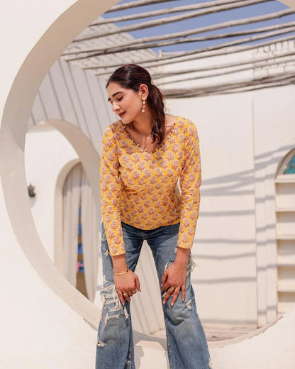 Suhani deep back kurti