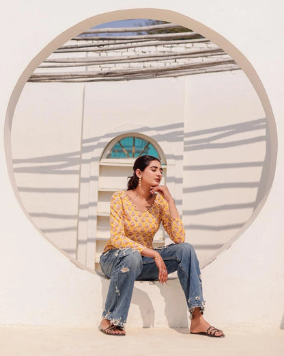 Suhani deep back kurti